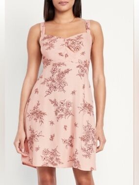 Floral linen dress